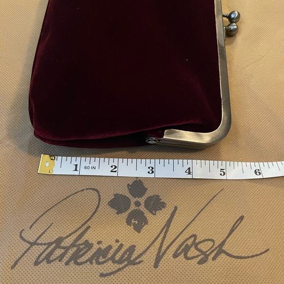 Patricia Nash Bordeaux Velvet Kiss Lock Clutch/Shoulder Bag - Picture 12 of 12